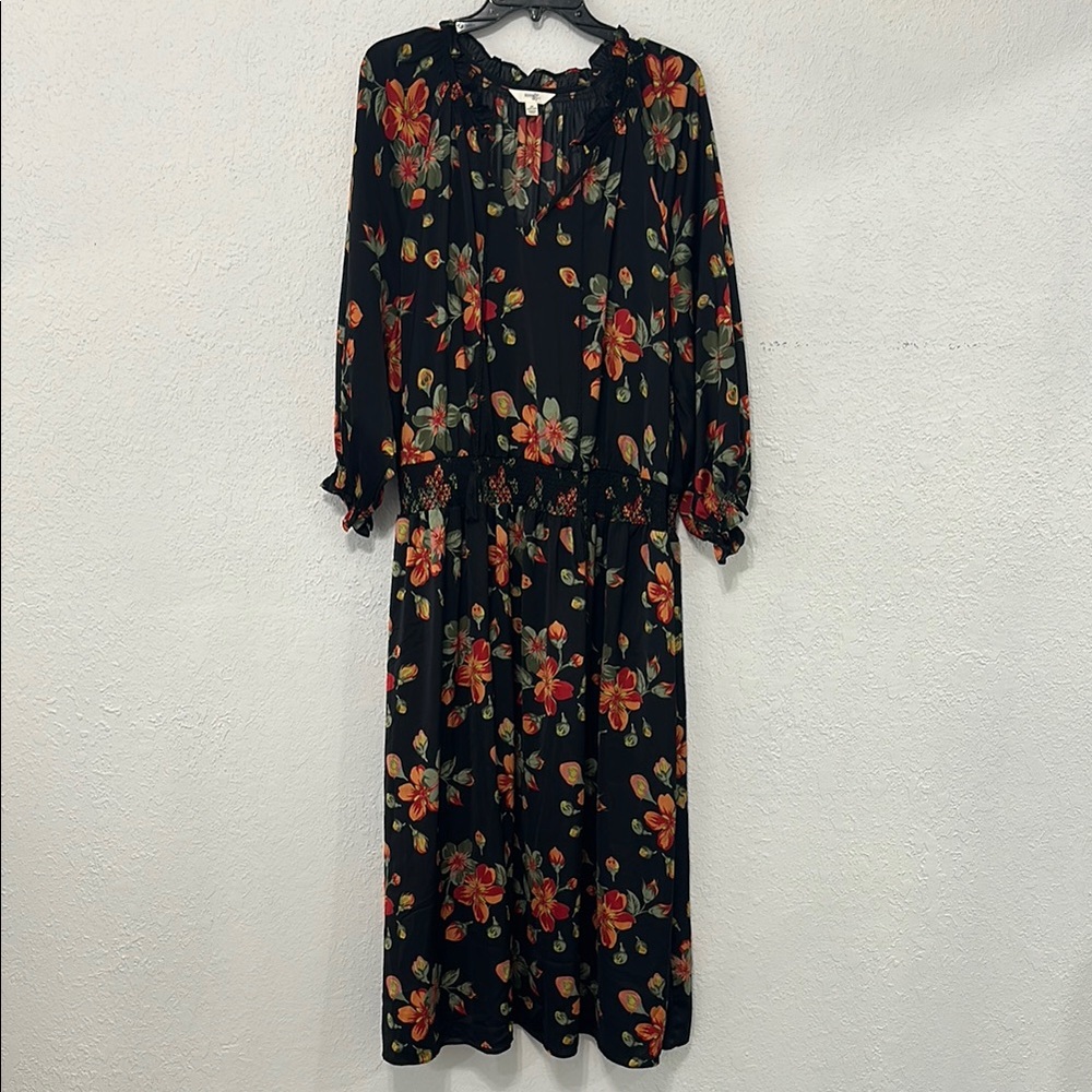 ⭐️ 3/$12 Floral Black Dress